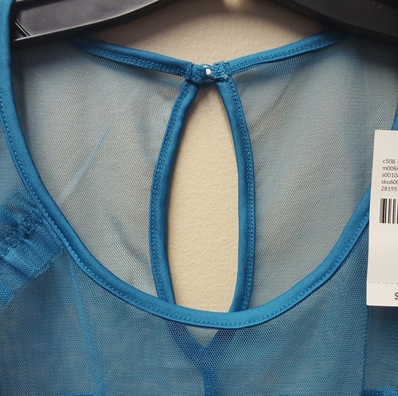 🆕️ Lane Bryant Ruffle Top - Picture 5 of 8